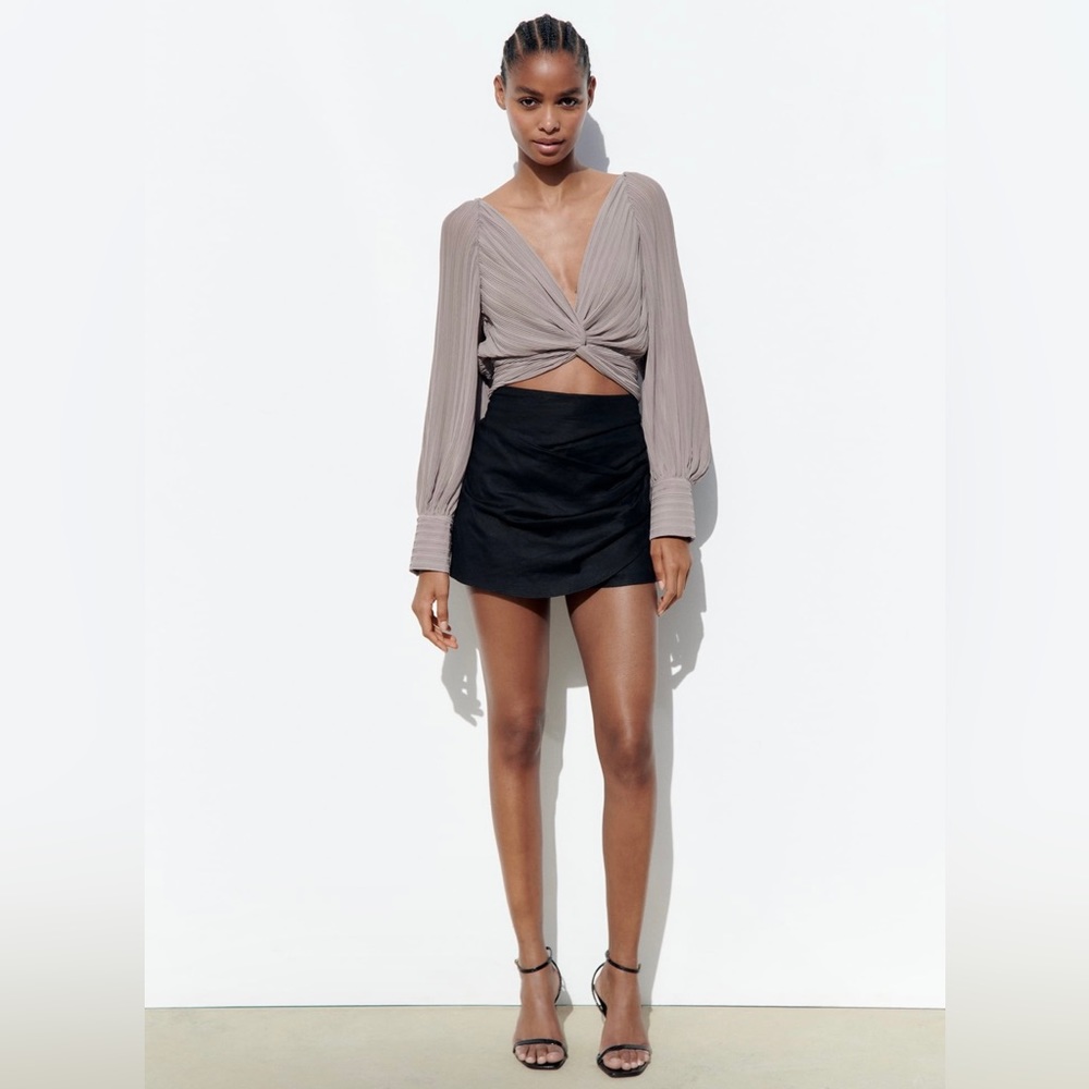 Zara knotted pleated top - Picture 2 of 8